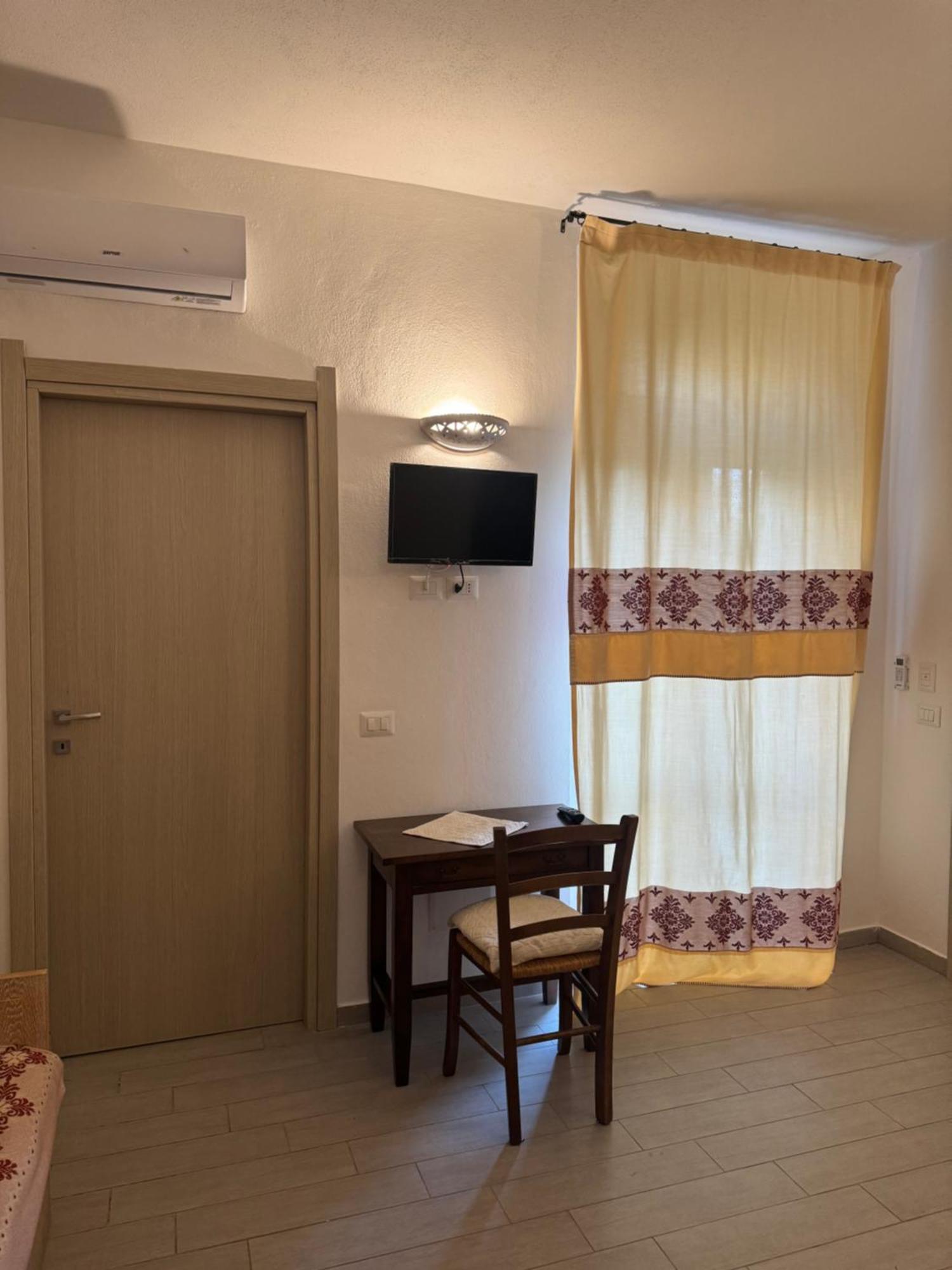 Bed and Breakfast Domo Acabara Альгеро Экстерьер фото